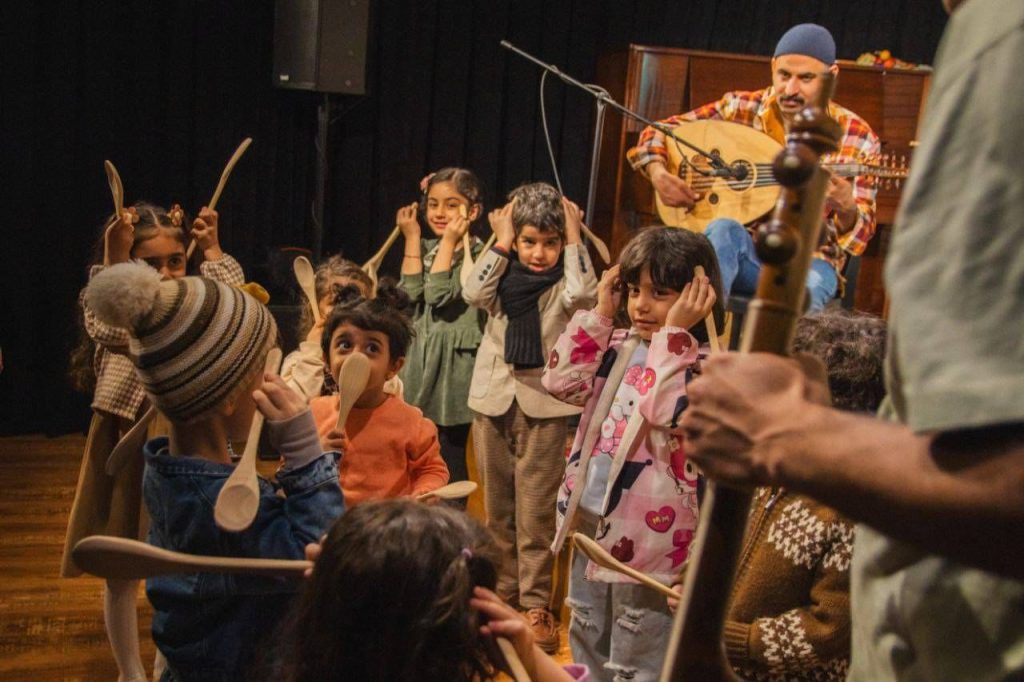 آموزشگاه موسیقی فلوت سحرآمیز در رشت