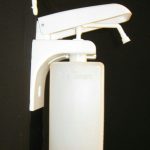 تولید لوازم پزشکی پویااندیشان نورآور متین در تهران