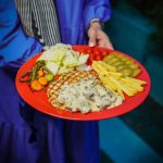 کافه رستوران روشن بهار در لاهیجان