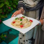 کافه رستوران روشن بهار در لاهیجان